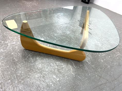 noguchi unmarked table